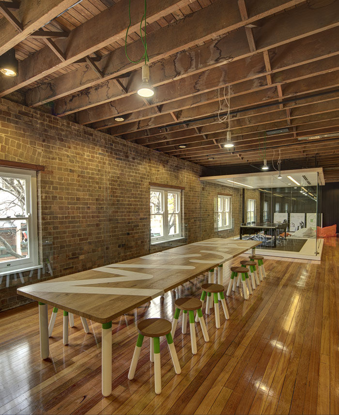 老廠房改造開(kāi)放式辦公室裝修設(shè)計(jì)